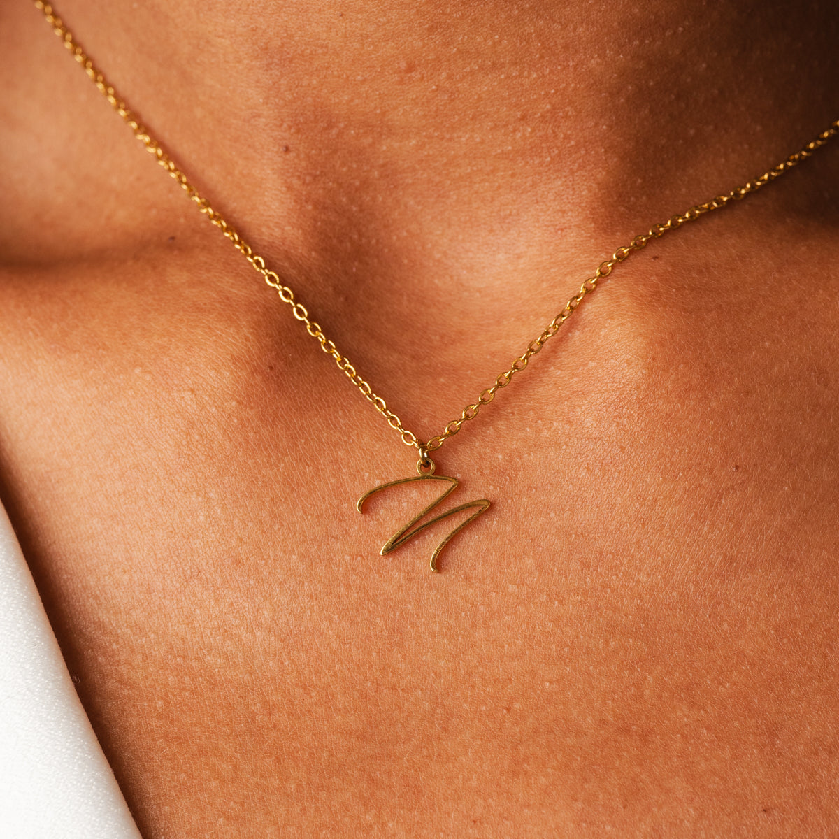Colar Personalizado com Letra Inicial - Ouro