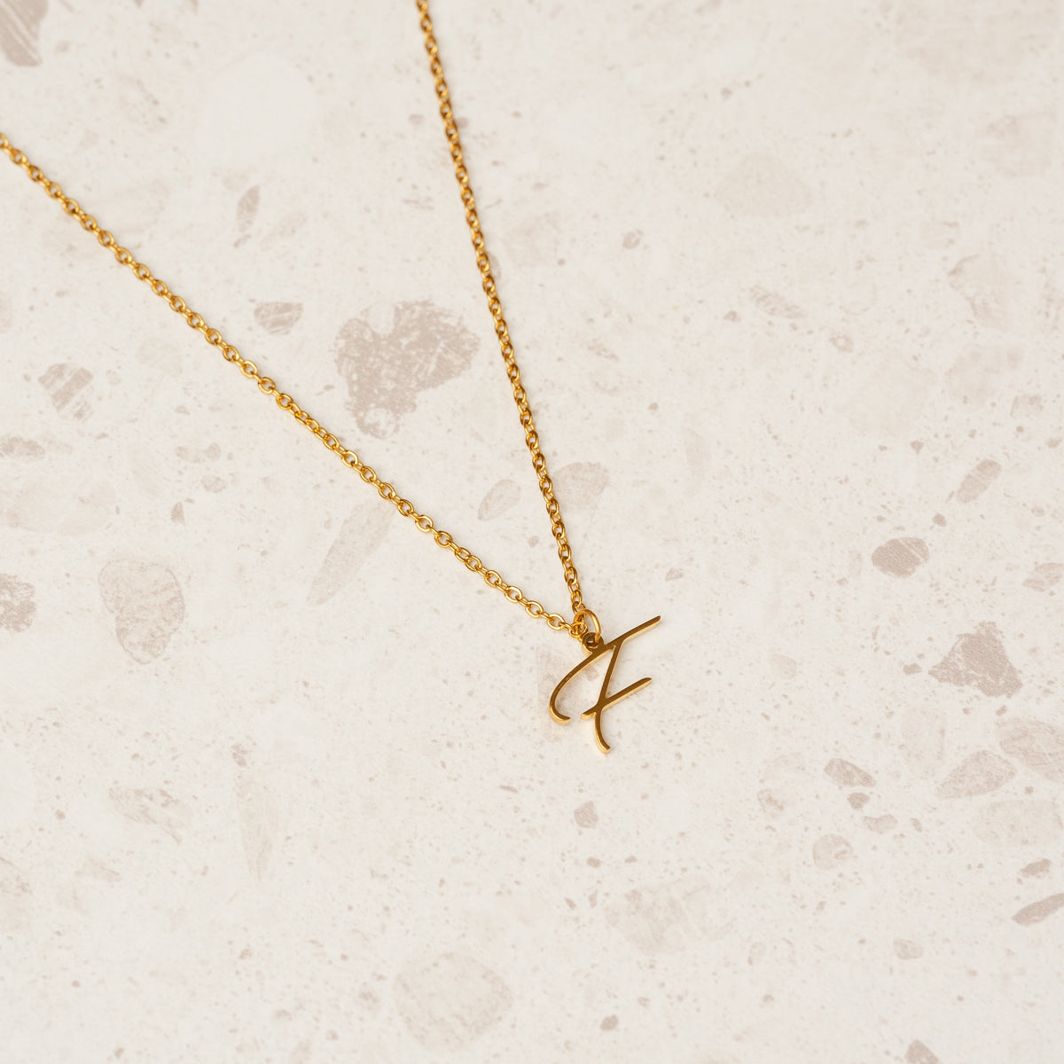 Colar Personalizado com Letra Inicial - Ouro