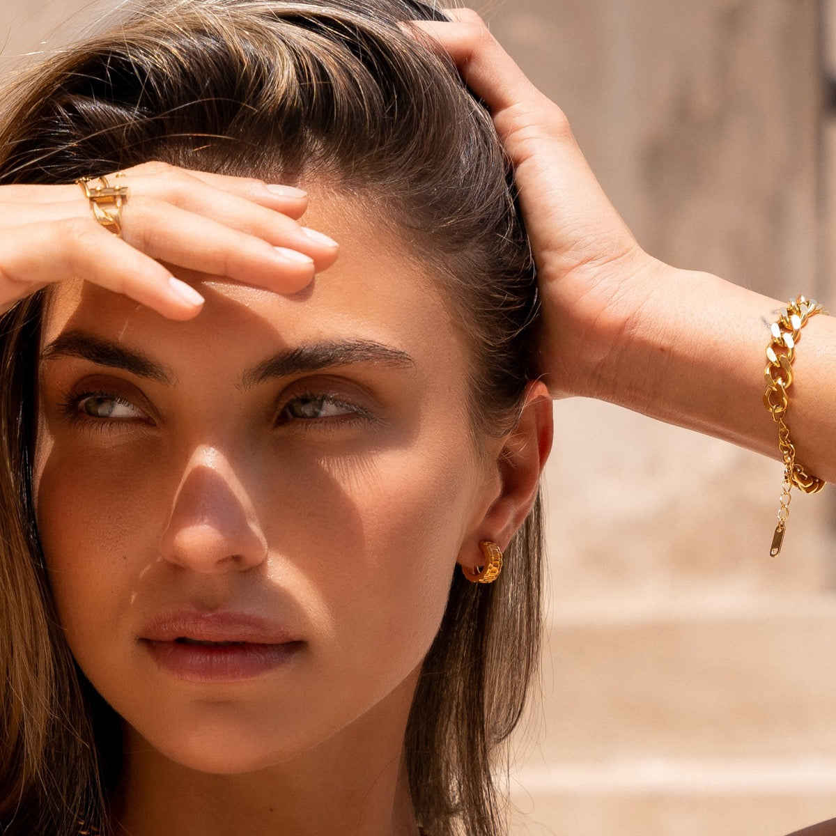 Brincos de Argola em Ouro - Estilo Pulseira