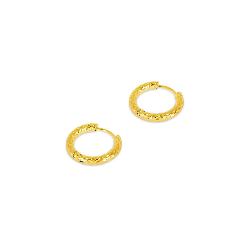 Brincos Huggie Texturizados em Ouro