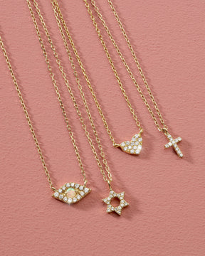 Colar com Cruz de Diamante