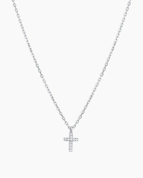 Colar com Cruz de Diamante