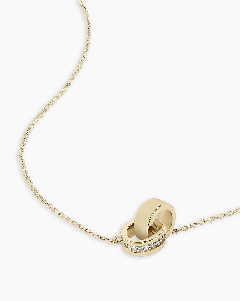 Colar de Aros entrelaçados