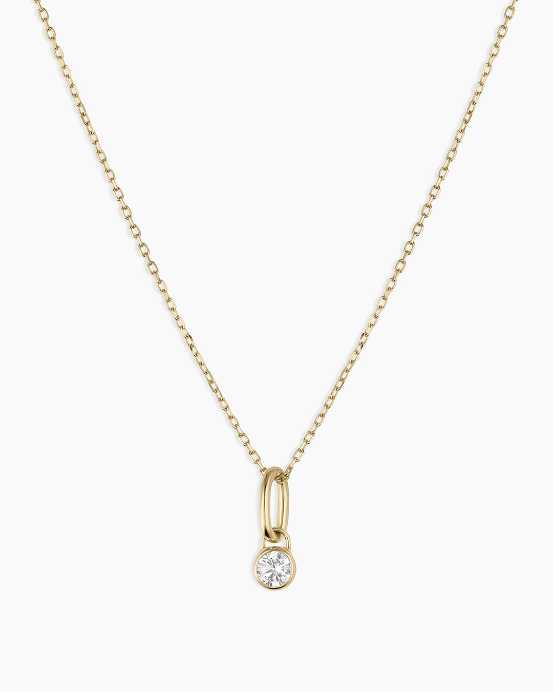 Colar com Pingente de Halo em Diamante
