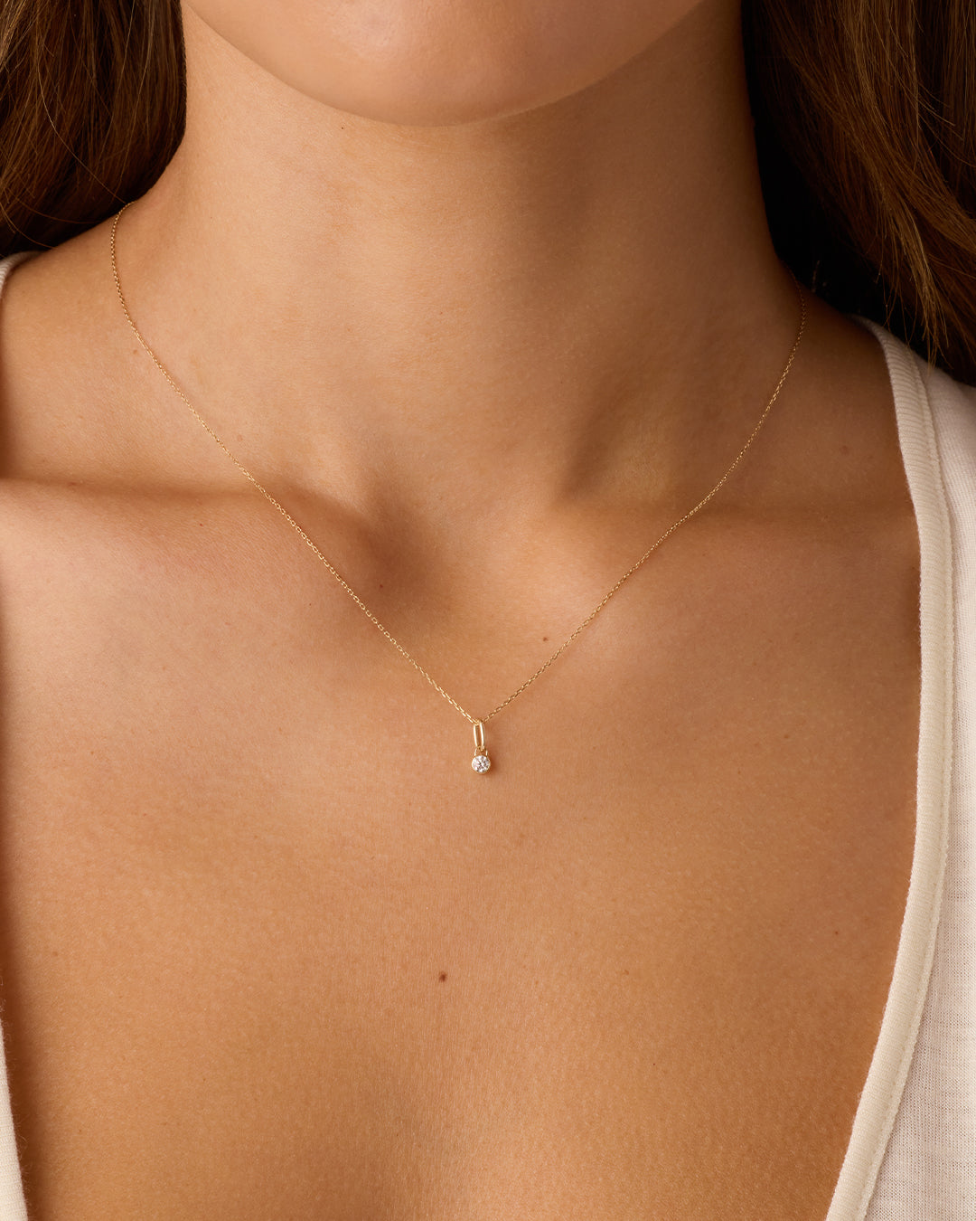 Colar com Pingente de Halo em Diamante