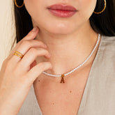 Colar de Iniciais com Pérola em Ouro